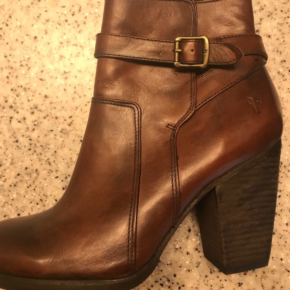 Frye Women’s boots- new-never worm